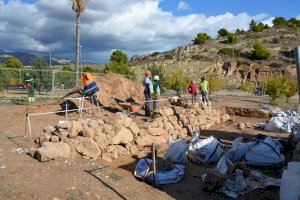 La Vila Joiosa recupera un gran muro de bancal iberorromano para su visita pública