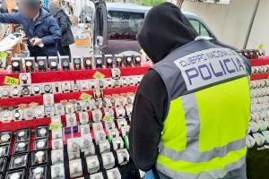 Vendían más de 600 productos falsificados en un mercadillo de esta población de Alicante