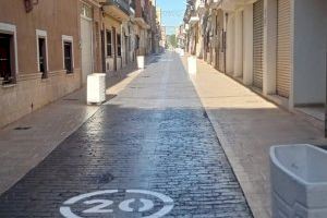 L'Alcúdia de Crespins finalitza les obres de millora i reurbanització del carrer Calvari