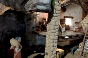 Más de 2.400 personas visitan la exposición de los belenes y dioramas