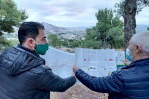 Medio Ambiente edita un millar de ejemplares del mapa de la Sierra de Orihuela