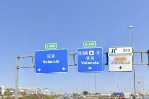 Diversos accidents provoquen grans embussos a les carreteres d'accés a València