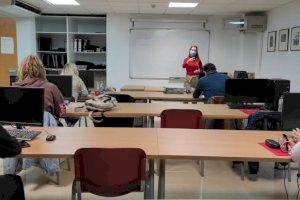 Cámara Orihuela amplía su oferta formativa con cursos para jóvenes de manejo de drones y monitores escolares