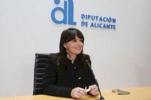 La diputada de Cultura, Julia Parra