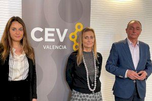 La directora general de Coordinación de Diálogo Social inicia una ronda de contactos con los presidentes provinciales de la CEV