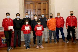 El Club Karate Llíria obté tres medalles en el campionat autonòmic