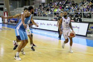 Gerel Simmons deja el HLA Alicante