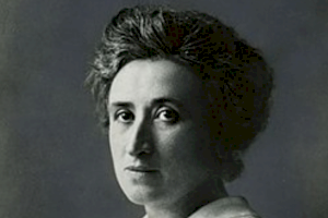 “Dimecres Violeta” posa èmfasi en la teòrica Rosa de Luxemburgo