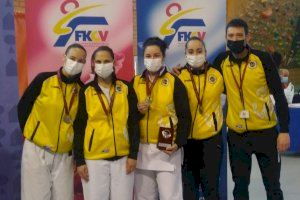 L’equip femení del Club de Karate de Canals es classifica per al campionat d’Espanya