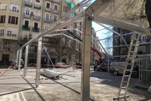 Carpes, monuments, petards, bunyoleries... València ja fa olor de Falles!