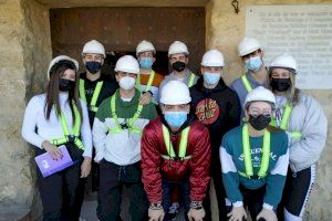 Estudiantes de la UMH visitan la Planta de Tratamiento de Residuos de Elche