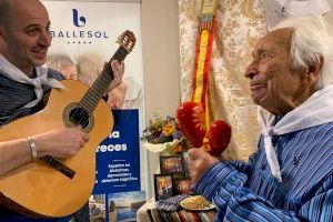 Musicoterapia fallera, una melodía de bienestar para no perder los recuerdos en ancianos