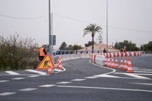 CONTIGO Elche tilda de "engaño" la mejora del carril bici en la rotonda de la Vía Parque