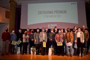 La Font de la Figuera celebra els actes de “benvinguda ciutadana” i “ciutadania prèmium” amb la població més joveneta i gran