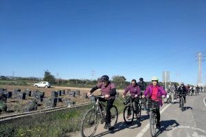 Ecologistes organitzen una marxa perquè més persones s'animen a usar la bici com a mitjà de transport