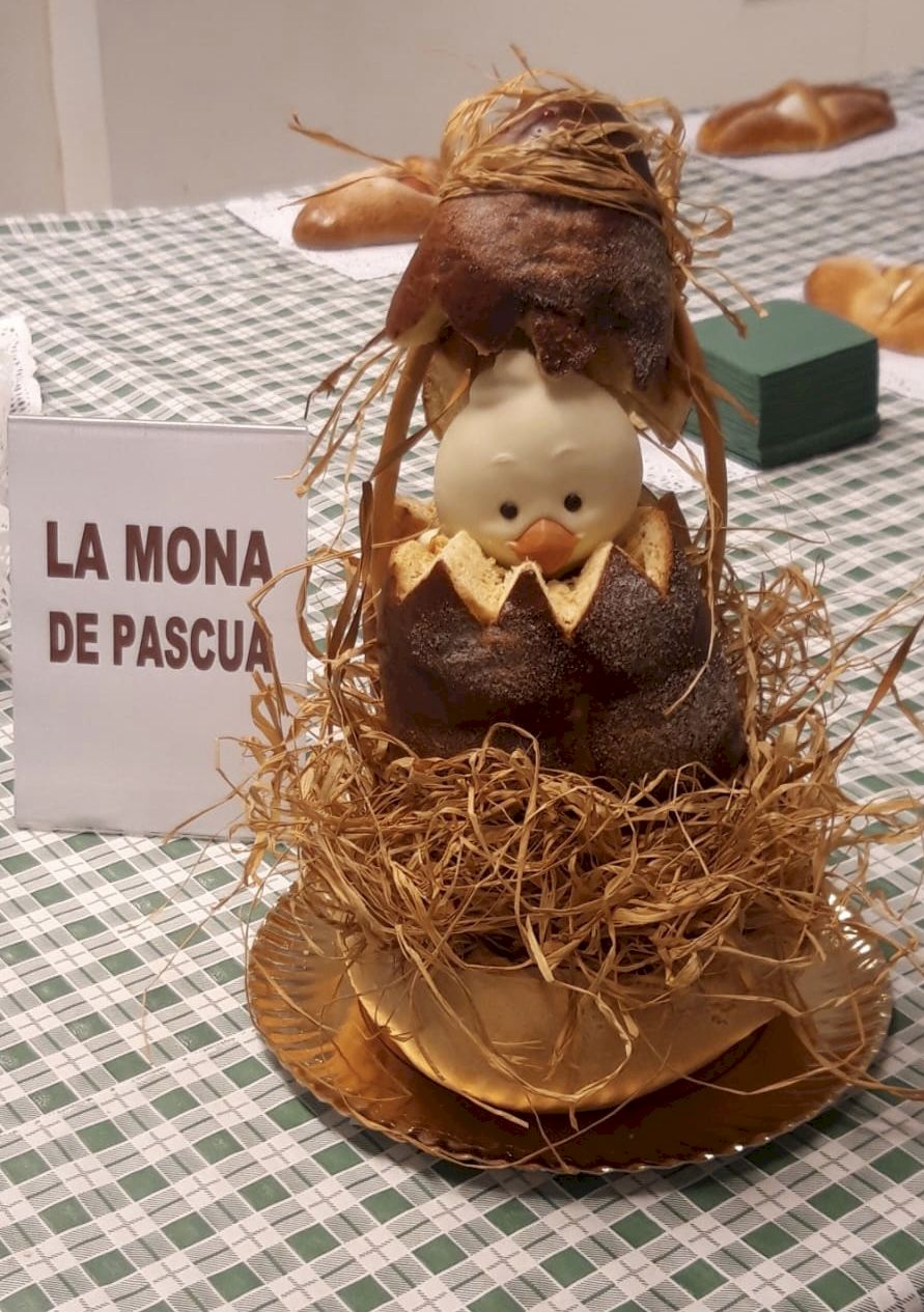 Los hornos Castell y Ferri Santamaría ganan el XX Concurso de Monas de  Pascua de la