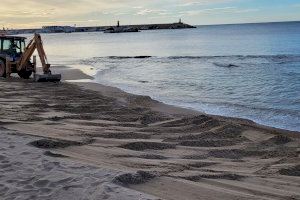 Las playas de la Vila Joiosa preparadas para recibir visitantes esta Semana Santa