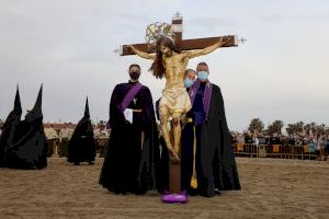 Rezos en las playas de Valencia por los fallecidos en el mar