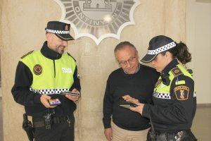 La Policia Local d’Ontinyent deixarà de fer denúncies manuals en comptar amb nous dispositius PDA