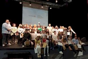 Sueca celebra la semifinal del Certamen de Lectura en Veu Alta De Viva Veu