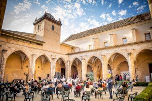 El Centre del Carme rep els autors més destacats de VLC Negra