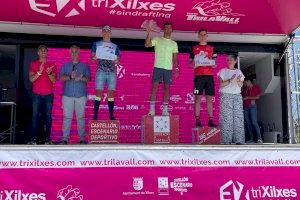 Francesc Godoy y Noelia Juan ganan la VII edición del Triatlón de playas TriXilxes