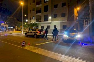 Detenidos dos prófugos cuando trataban de evadir un control policial en Elche