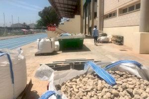 Benifaió realiza nuevas mejoras en el polideportivo municipal