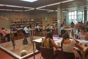 Las bibliotecas y salas de estudio de Paterna retoman su horario 24h y servicio nocturno para la temporada de exámenes