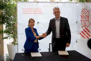 Héctor Illueca firma un acuerdo con Raquel Sánchez para construir 1.100 viviendas públicas en 17 solares de la Generalitat