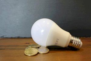 La rebaja en la factura de la luz con el tope al gas será de un 15%