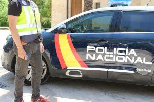 Una pareja de Valencia maltrata a su hijo de 12 años pegándole con el cinturón