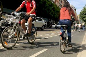 Valencia crea una plataforma que te permite saber dónde puedes aparcar o cuántas bicis hay libres en tiempo real