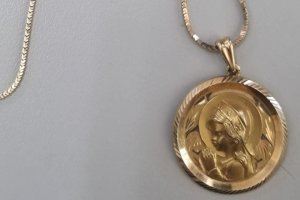 Roban una cadena de oro con una medalla a un anciano de Vilafamés