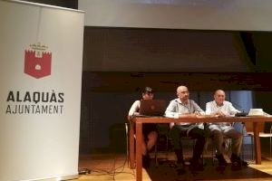 Omega Paganini presenta en el Castell de Alaquàs su libro “La poesía llamada Hipatia”