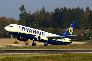 Els empleats de Ryanair convoquen diversos dies de vaga durant els mesos de juny i juliol