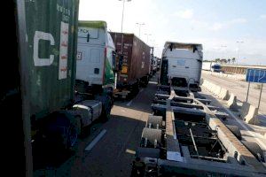 Los camioneros amenazan con una nueva huelga de transportes en julio