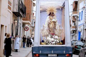 El monasterio de El Puig recibe este domingo la visita de la imagen procesional de la Virgen de los Desamparados