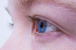 Un 30% de las consultas al oftalmólogo en verano se deben a conjuntivitis irritativa e infecciosa