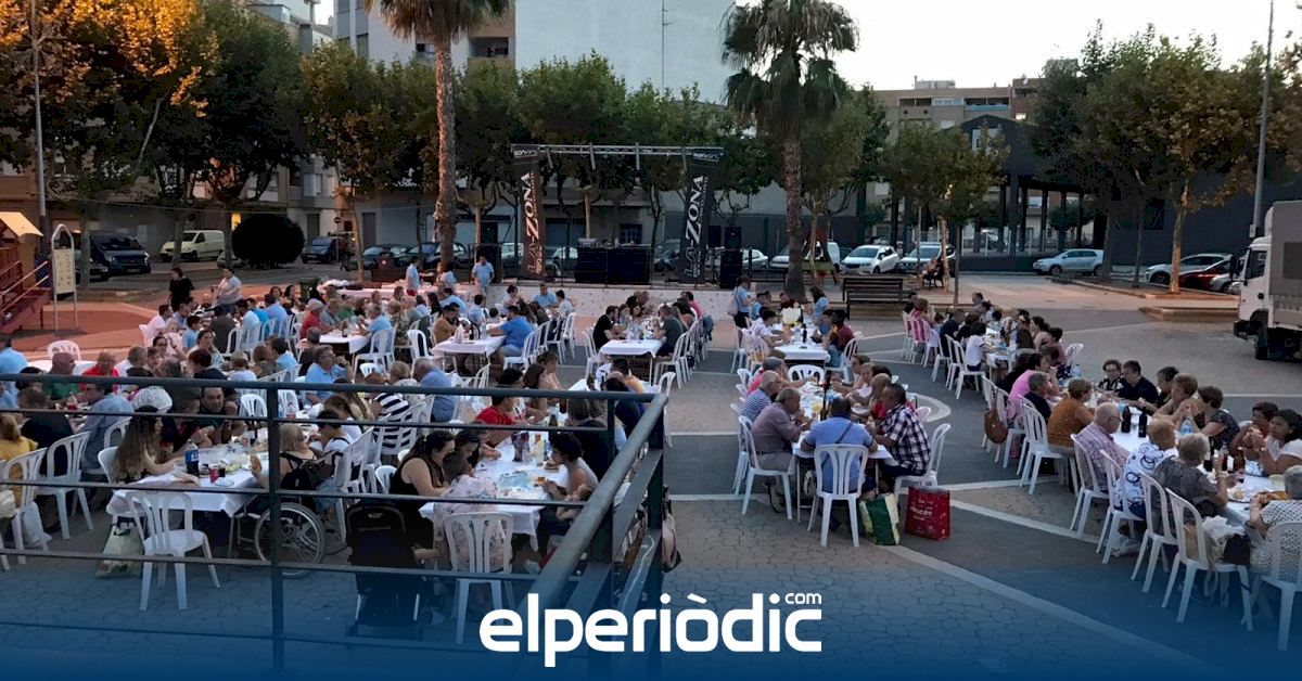 La Falla Jaime I de Burriana revive la tradicional cena de paiporta de  verano