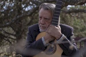 La música arriba al cicle ‘Nits al Claustre’ amb el concert de Luis Pastor & Lourdes Guerra