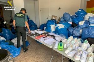 La Guardia Civil incauta 6.300 prendas falsificadas en el mercadillo de Benaguasil