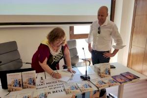 Conferencia de Pilar Bellés sobre su libro "Sant Mateu tierra de cátaros" en el marco de la Feria Medieval