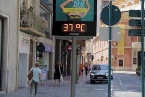 Alerta sanitaria por calor en Alicante y el sur de Valencia este lunes