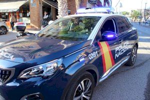 Evitan que un hombre se lance al vacío desde una cornisa de Valencia