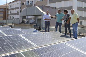 El Plan de eficiencia energética llega a los centros educativos con paneles solares que ahorrarán hasta 45.000 euros anuales