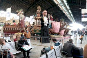 Les Roques del Corpus de València tornen a casa