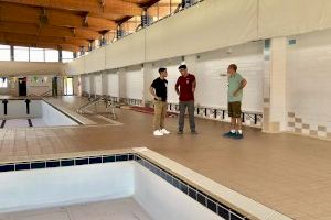 Almassora posa a punt la piscina per a la seua obertura al setembre