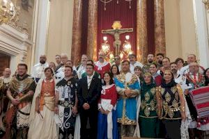 Una emotiva “Baixada del Crist” protagonitza el cap de setmana d’actes religiosos de les festes de Moros i Cristians d’Ontinyent