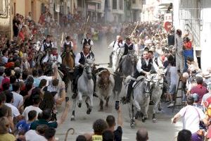 Sogorb tanca la setmana amb una Entrada de Bous i Cavalls executada a la perfecció